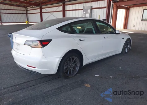 2023 Tesla Model 3 Rear-Wheel Drive z USA, uszkodzony, nr VIN 5YJ3E1EA4PF567054